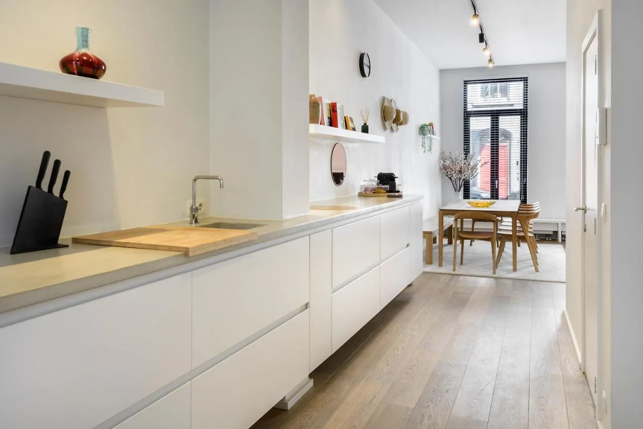 The 1880 Boutique Holiday Home Антверпен 0*,  Бельгия