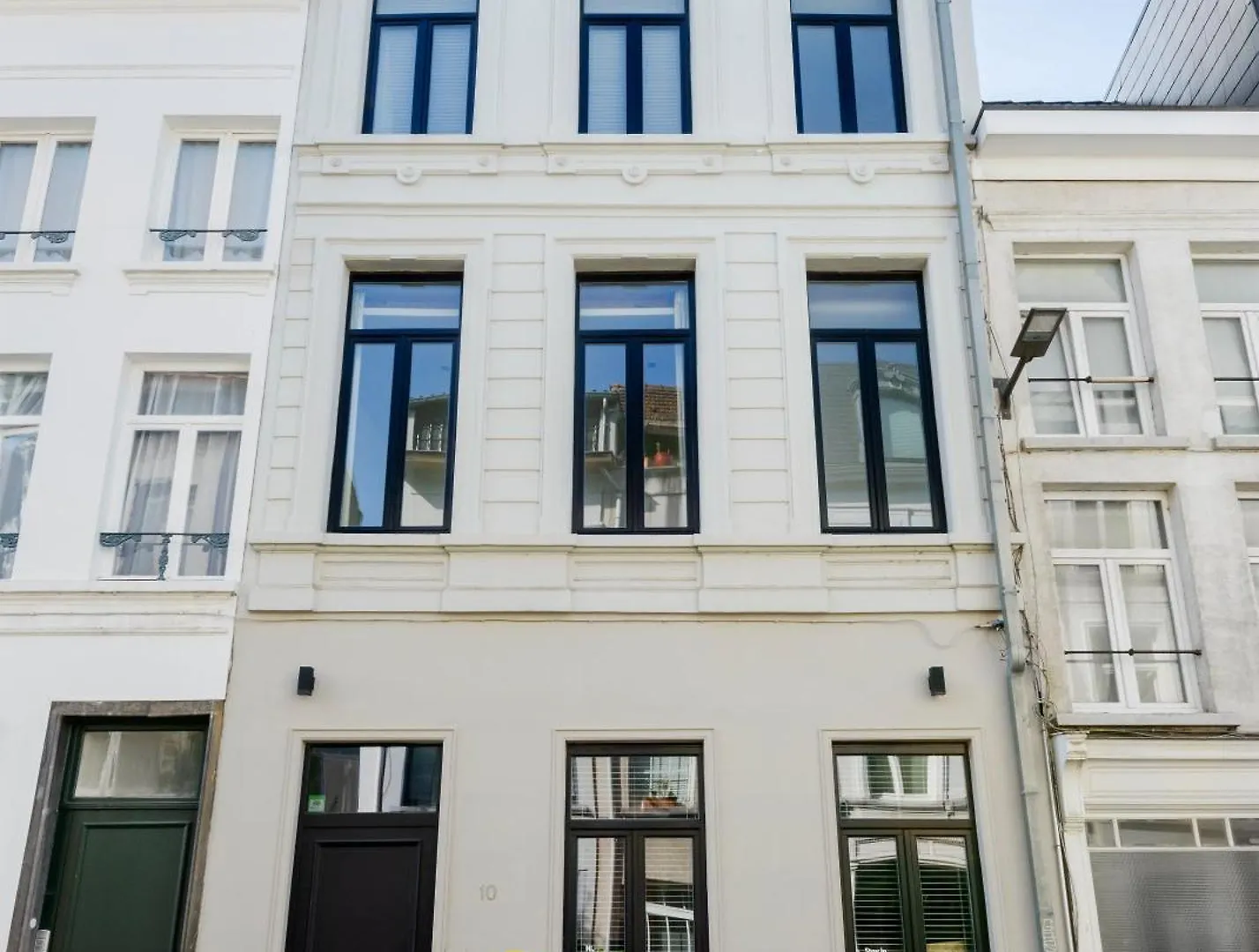 The 1880 Boutique Holiday Home Антверпен